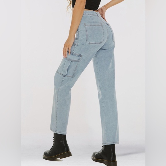 Straight Leg Jeans with Pockets - Picture 4 of 4